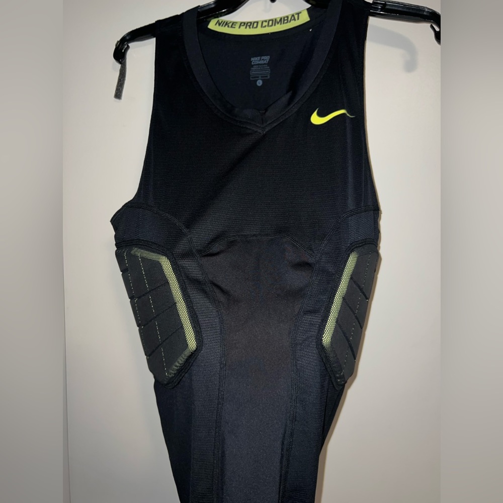 Nike Pro Combat Hyperstrong Padded Shirt